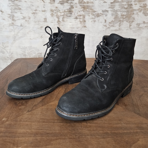 Blondo Shoes - Blondo Black Boots 7.5 Waterproof Ankle Lace up Zip